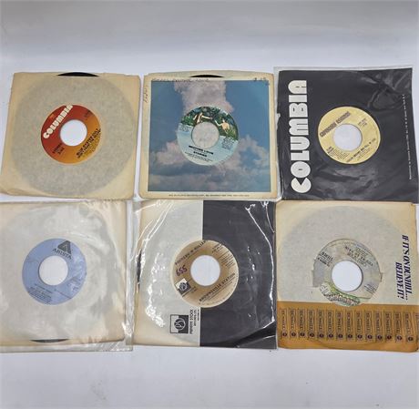 Lot of vintage 45s