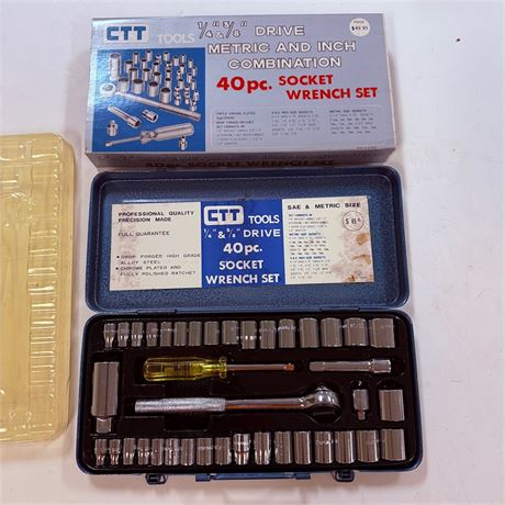 NOS 40pc Socket Set