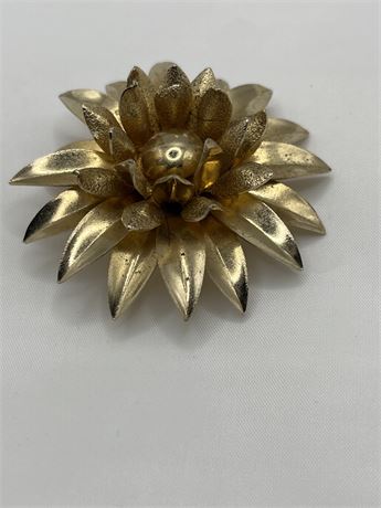 Coro vintage Goldtone flowered brooch