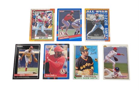 Large Lot of Ozzie Smith Baseball Cards