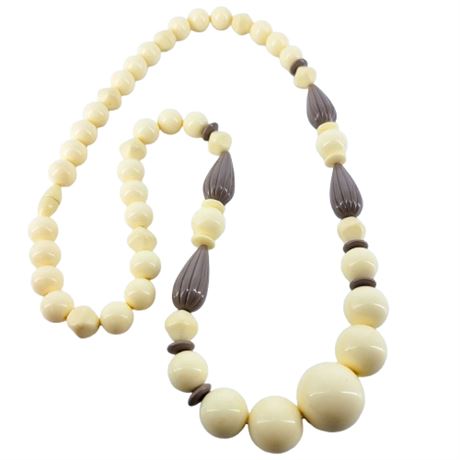 Vintage Cream and Gray Plastic Bead Necklace
