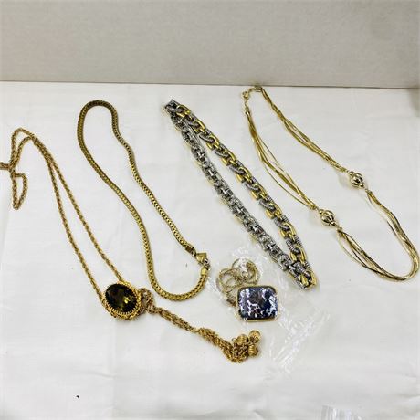 Necklace  Lot
