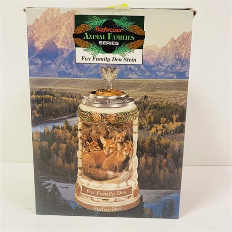 Budweiser Fox Family Den Stein Mint in Orig Box