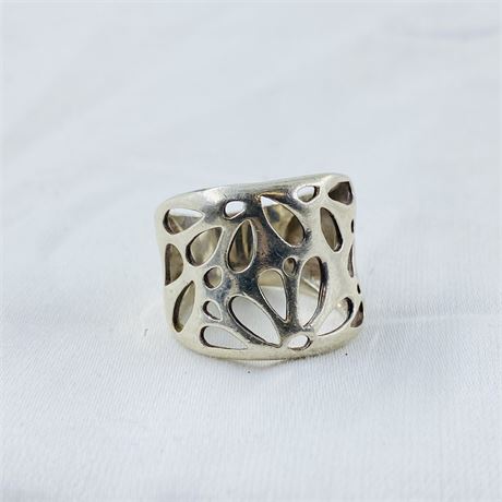 6.6g Sterling Ring Size 7.75