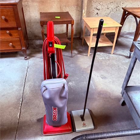 Vacuum / Sweeper Lot
