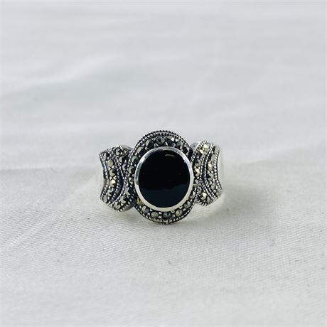 6.4g Sterling Ring Size 8