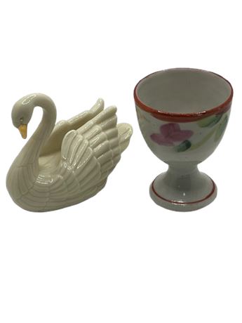 Small Lennox Swan, and oriental egg cup lot