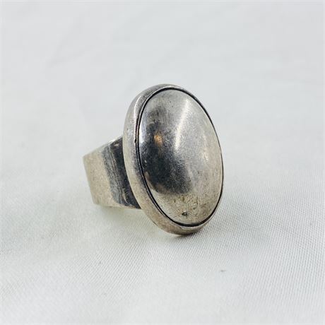 14.1g Sterling Ring Size 6.75
