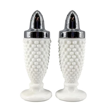 Vintage Fenton Milk Glass Hobnail Salt & Pepper Shakers