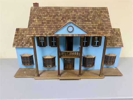 Fantastic Miniature House