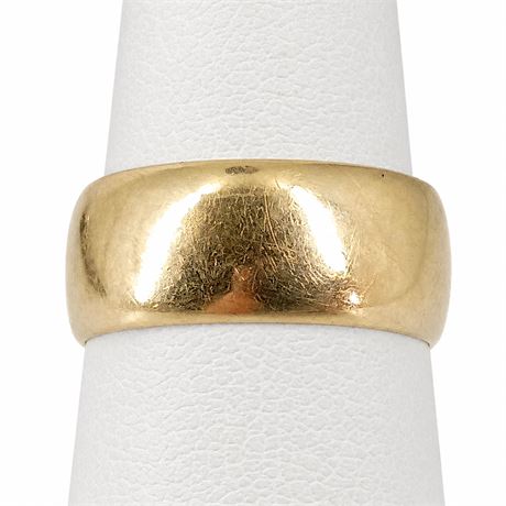14K Yellow Gold Engraved Ring, Marked M&F, 5.1g