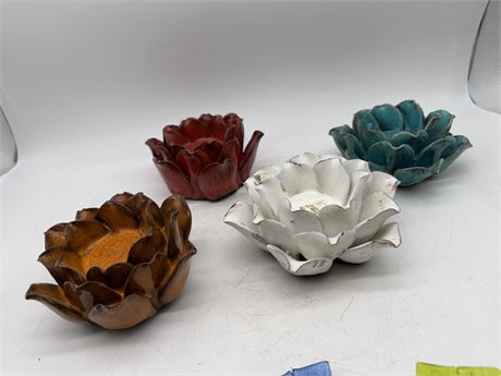 4 Candle Holders