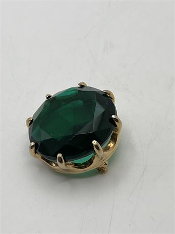 Goldtone vintage Emerald pace brooch