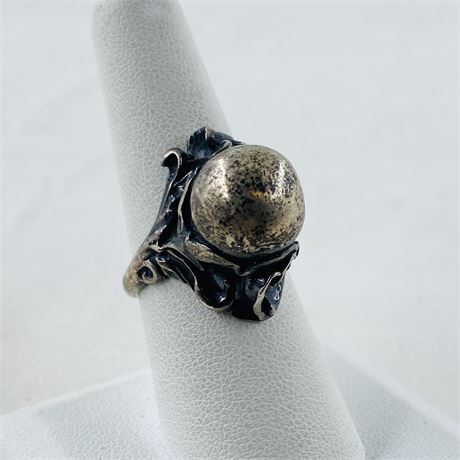 10.2g Sterling Ring Size 8.25