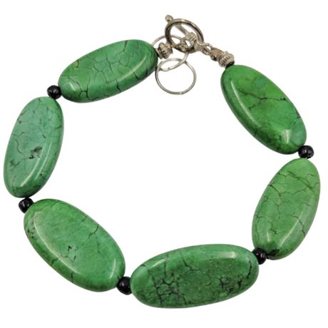 Green Dyed Howlite Beaded Bracelet