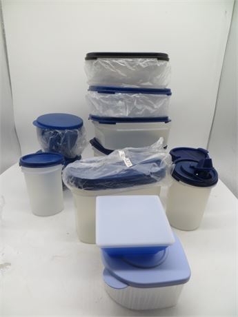 NEW VINTAGE TUPPERWARE BOLD & BLUE, 4 RECTANGLE CONTAINERS, 1 OVAL, 2 ROUND &