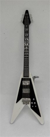 Flying V Guitar Lighter