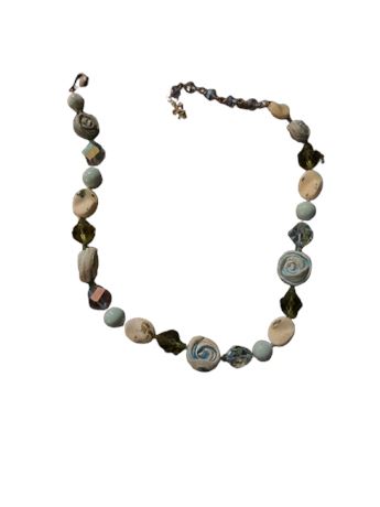 Vintage vandome  polished stone beaded necklace