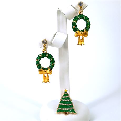 Christmas Tree and Wreaths Gold-Tone Earrings and Pin