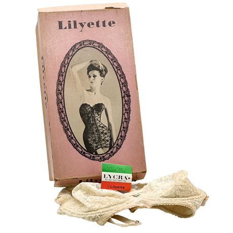 Lilyette "Cara Mia" Vintage Bra with Original Tags & Box