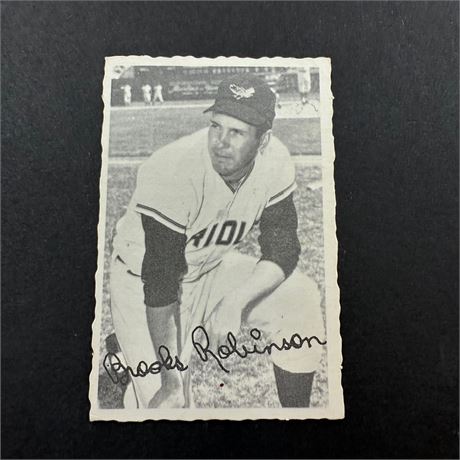 1969 O Pee Chee Deckle Brooks Robinson