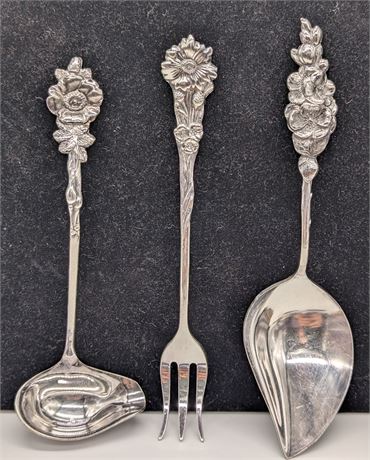 Lot 3 Reed & Barton Floral Condiment/Relish Utensils Silver Plate