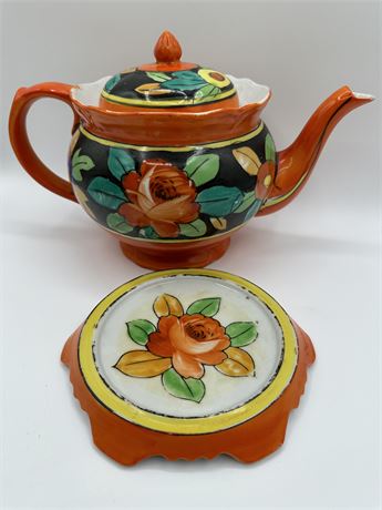 Floral Japanese tea pot