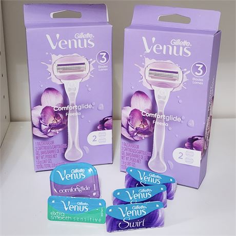 Gilette Venus Ladies' Razors & Blade Cartridges, Unopened