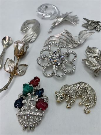 11 pc Art Deco-Mid Century Costume Jewelry Jeweled Cat Fur Brooch Lot