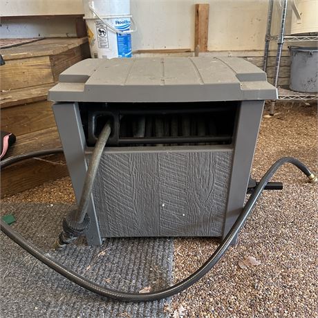 Suncast Heavy Duty Plastic Hose Storage