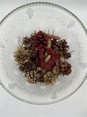 Bowl on Stand with Pinecones