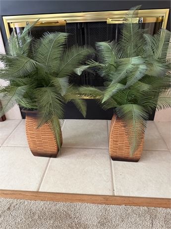 Tera Cotta Ceramic Pots Brown & Orange w/Artificial Ferns