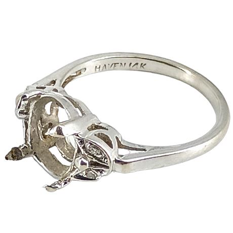 14K Haven Ring Setting for Oval Center Stone with Diamond Chips