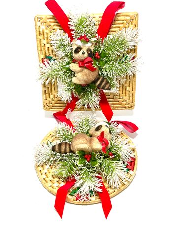 Vtg Handmade Wall Decor (Critters)