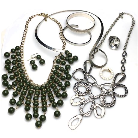 Vintage Jewelry Lot- Green Bead Bib, Modernist Metal Collar, Metal Disc Bib