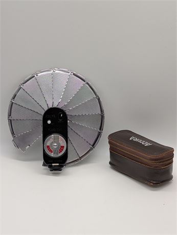 Accura Camera Flash Fan Reflector in Case w/Connector Plug