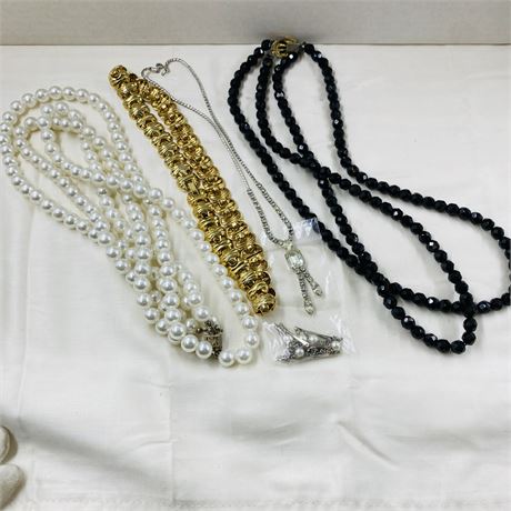 Necklace  Lot