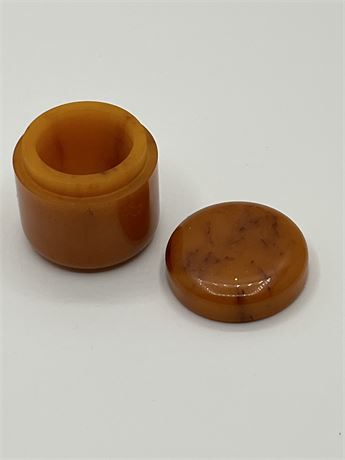 Art deco Bakelite butterscotch ring box