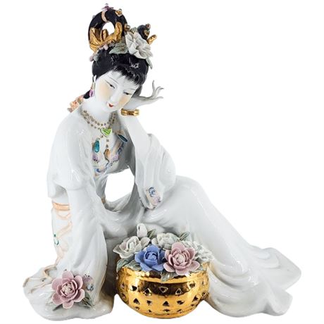 Large Elaborate Porcelain Geisha Figurine