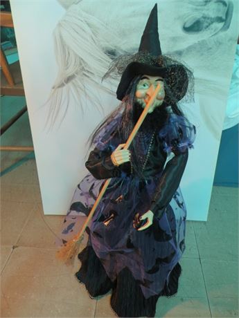 Witch Cloth & Plastic Form