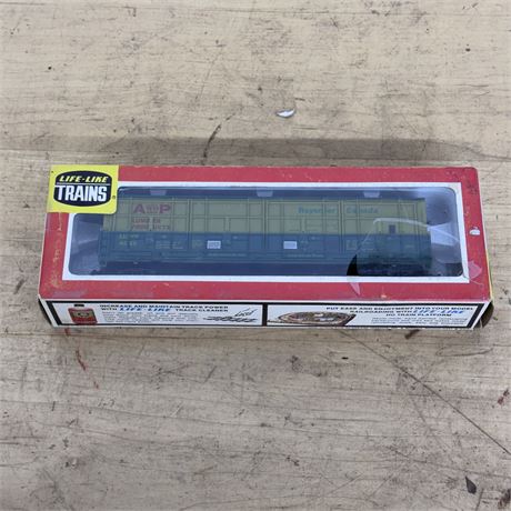 Life- Like Trains AP Lumber Products Car