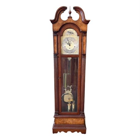 Colonial of Zeeland Molyneux Grandfather Clock