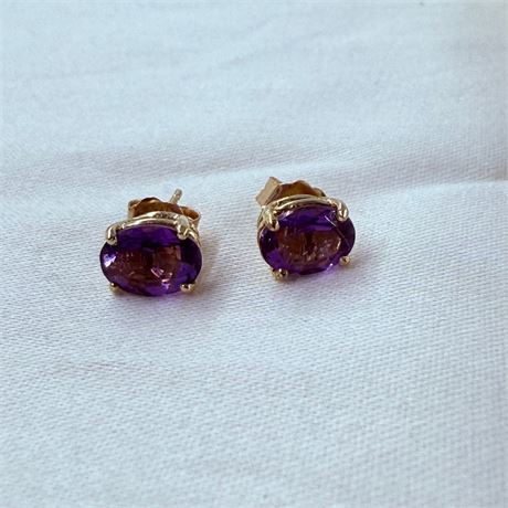 1.75g 14k Gold Earrings