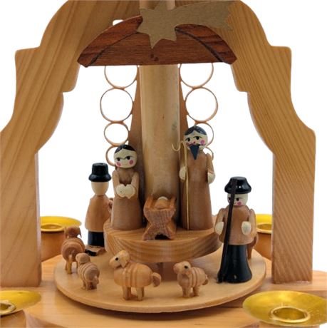 Wood Christmas Manger Decor