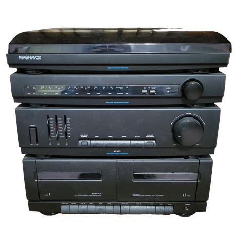 Magnavox Am Fm Radio, Double Cassette, Turn Table / CDC748 VCR