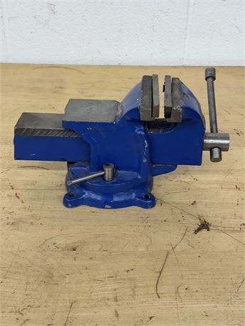 Bench Vise