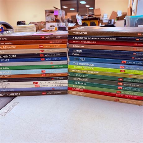 31 Life Nature and Science Library Books