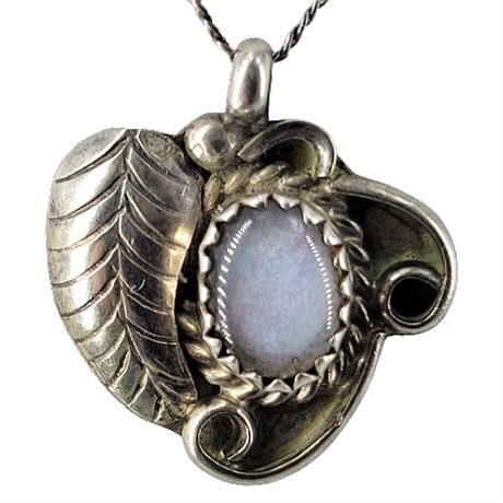 Southwest Native Sterling Silver Opal Pendant Necklace
