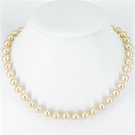 Vintage Faux Pearl Necklace