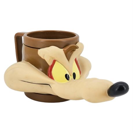 Vintage 90s Wile E. Coyote Plastic Mug